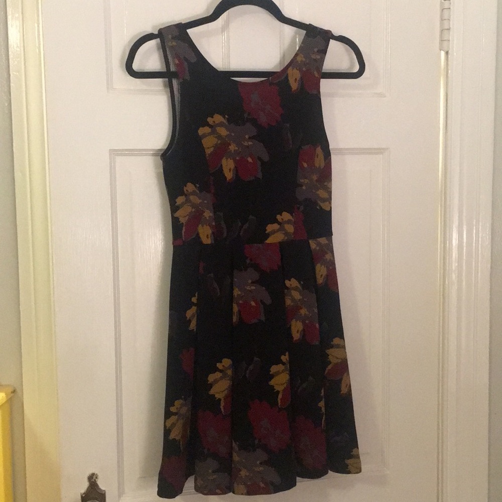 Black printed dress